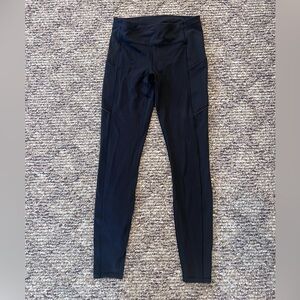Lululemon Black Performance Leggings w/Pockets -Size 6